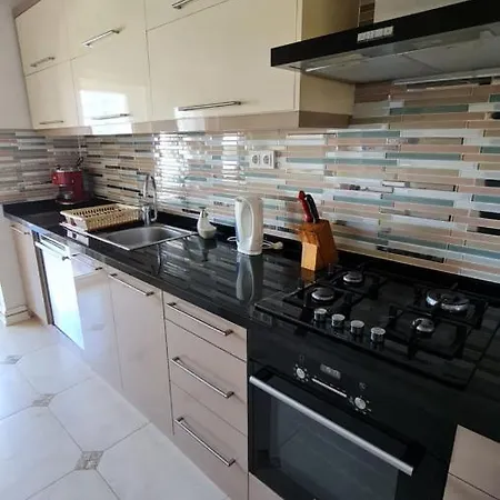 Residance Flat Near By The 5 Stars Apartment Antalya