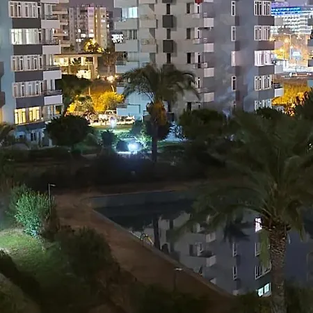 Residance Flat Near By The 5 Stars *