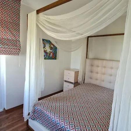 Residance Flat Near By The 5 Stars *